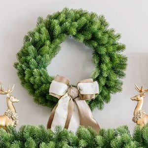24 Royal Fir Wreath Unlit